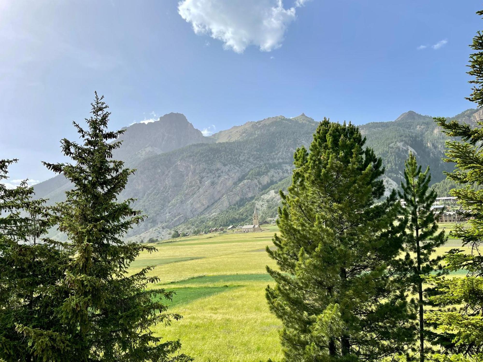 Gite Montagne 1 A 25 Places "Chalet Coste Belle" Ceillac Exterior foto