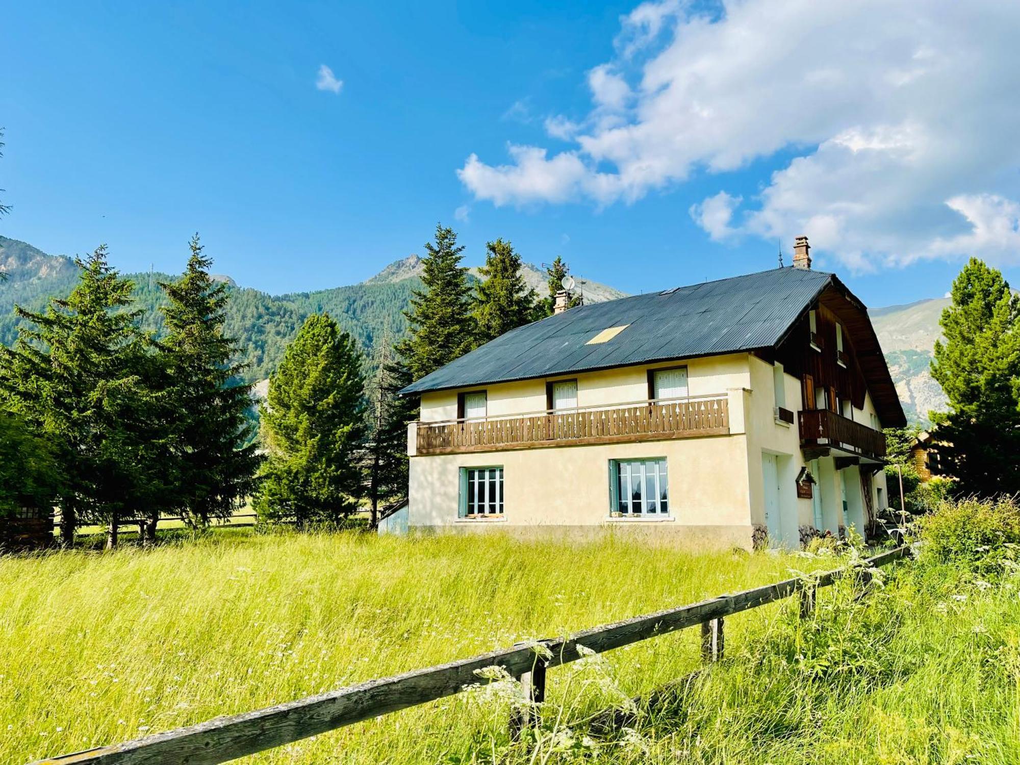Gite Montagne 1 A 25 Places "Chalet Coste Belle" Ceillac Exterior foto